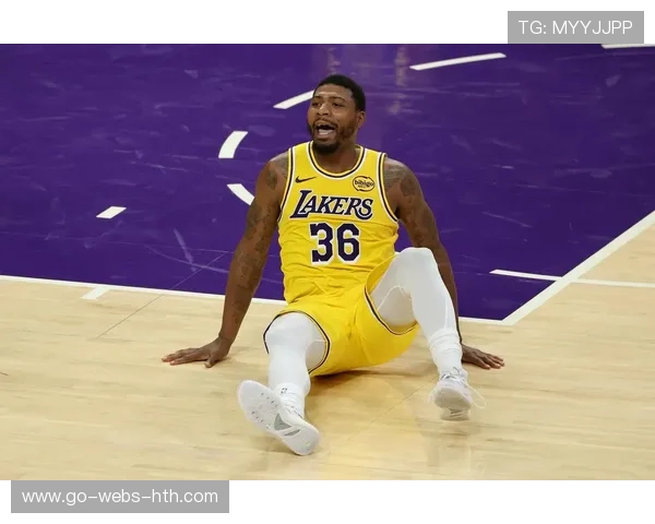 湖人球队攻防转换形成压倒性优势